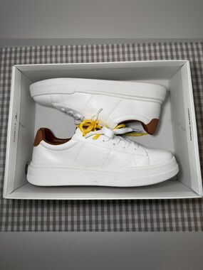 Steve Madden White Sneakers, Women Size 9.5, Marvin Style. Brand New With Box.